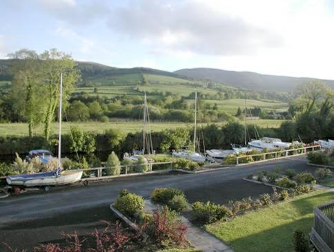 Lakeside Cottage Killaloe Exterior photo